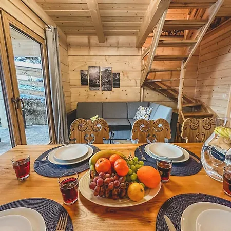 Goralski Domek, Na Uboczu Chalet *