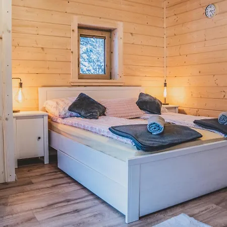 Goralski Domek, Na Uboczu Chalet