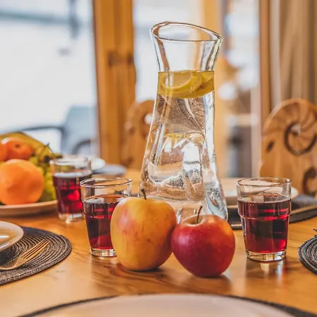 Goralski Domek, Na Uboczu Chalet *